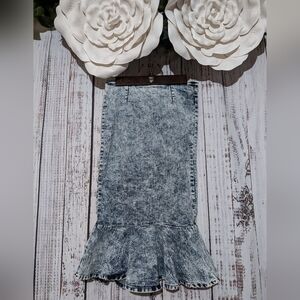 Vibrant MIU 80s Inspired Acid Wash Denim Jean Ruffle Hem High Waisted Skirt